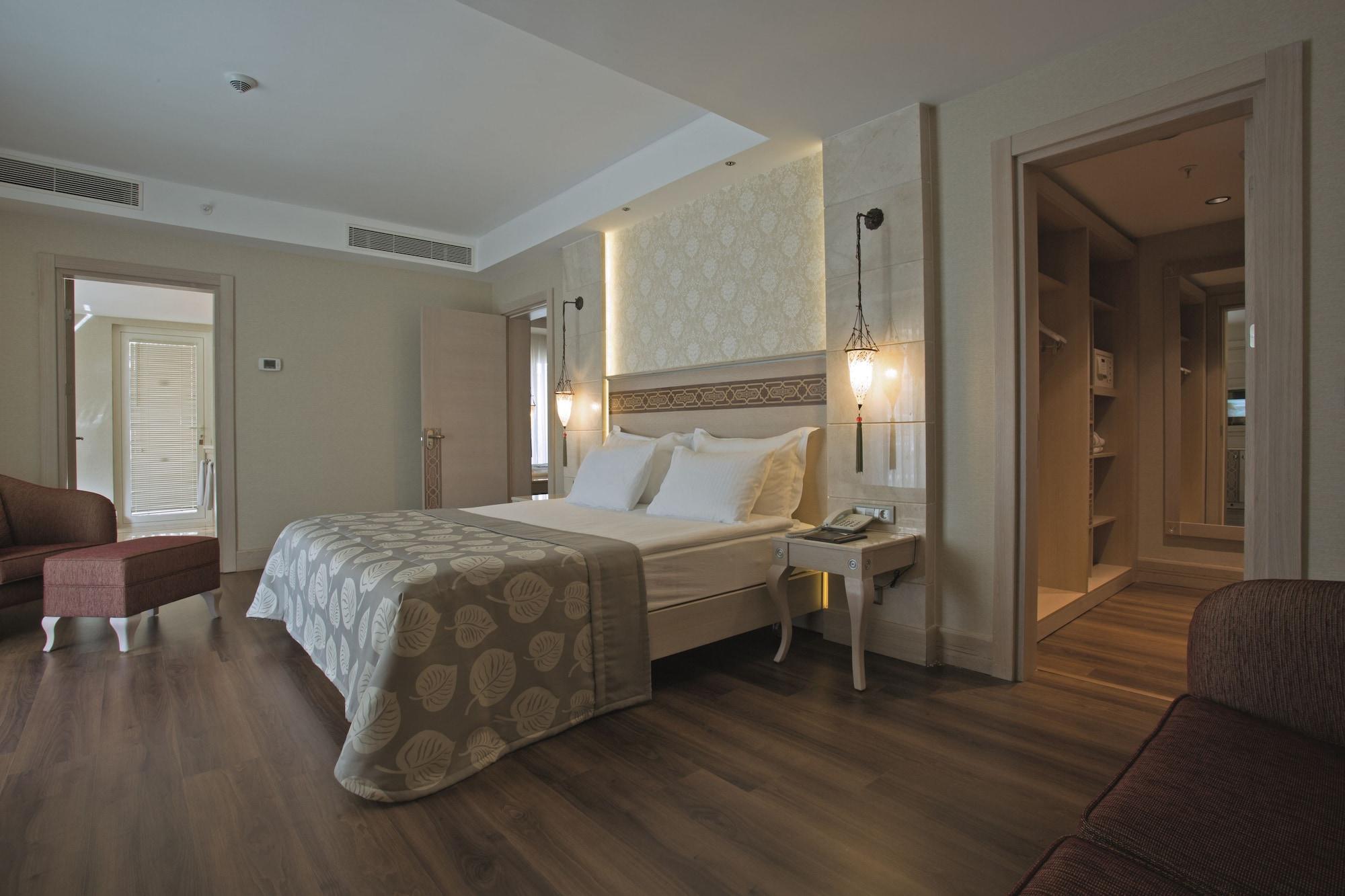 Complex Gural Premier 5*