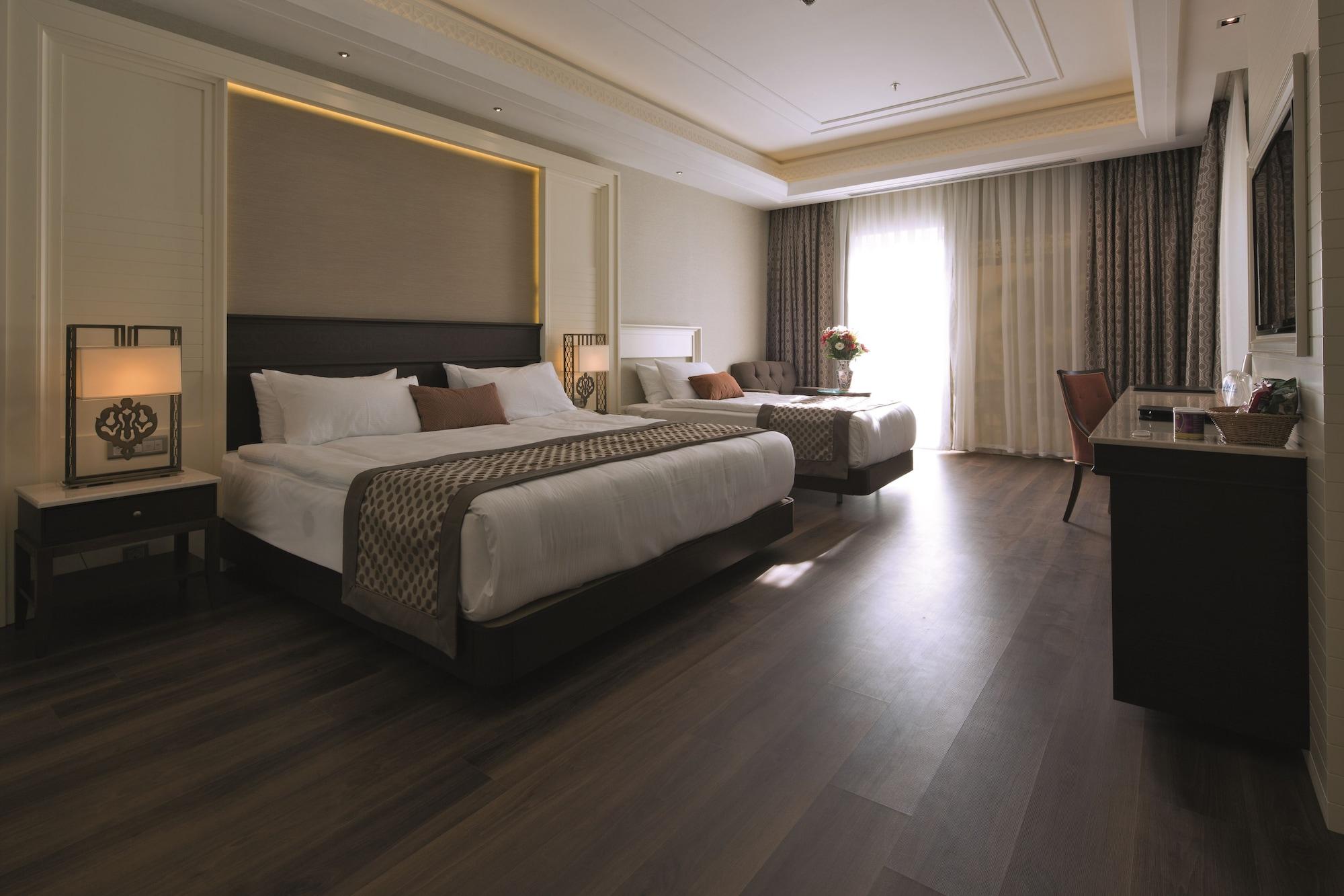 Complex Gural Premier 5*